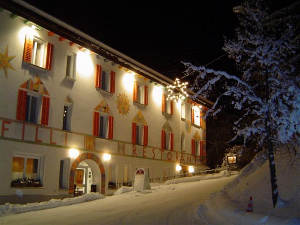 Hotel Filli Скуоль Экстерьер фото